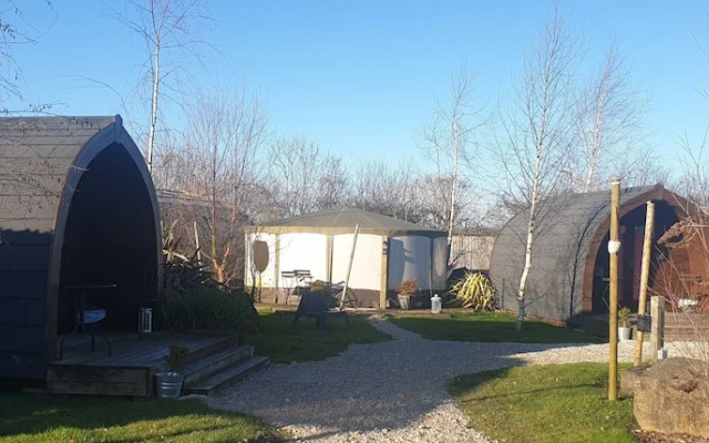 The Little Hide - Adult Only Camping Pods