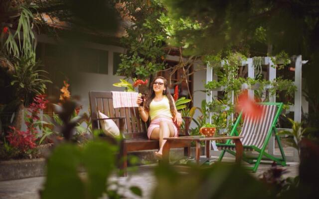 Country Club Eco - Casa Jardín