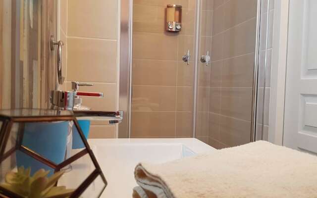 Les Nuits d'Anis - Parking Sécurisé