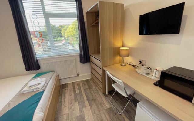 Contractor Accommodation - Cacco