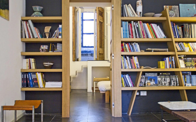 Tribù Palazzo d'Angiò