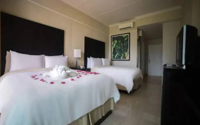 Hotel Playa Tortuga & Beach Resort