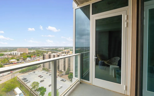 Luxe Condo in Downtown Austin