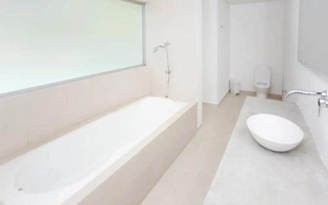 Luxe Villa San Jerónimo by Nomad Guru