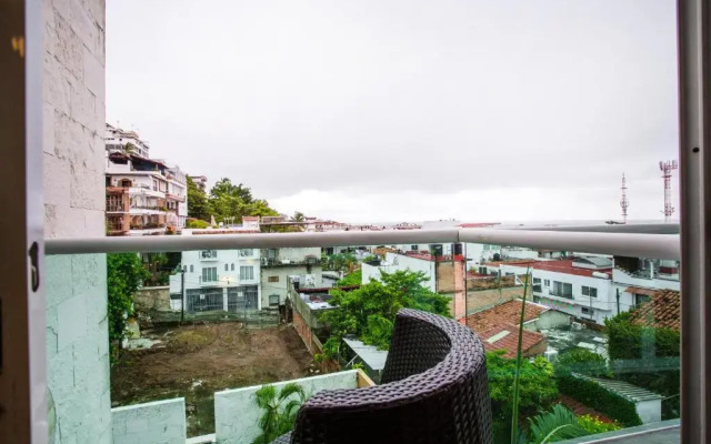 Blaze Hotel & Suite Vallarta