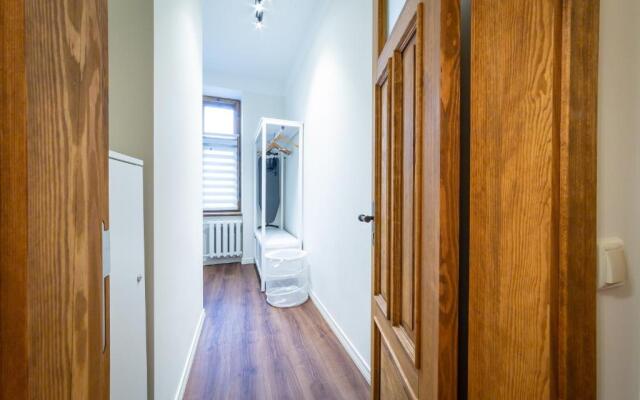 Stories Writer's AP 40sqm Renovated Free parking