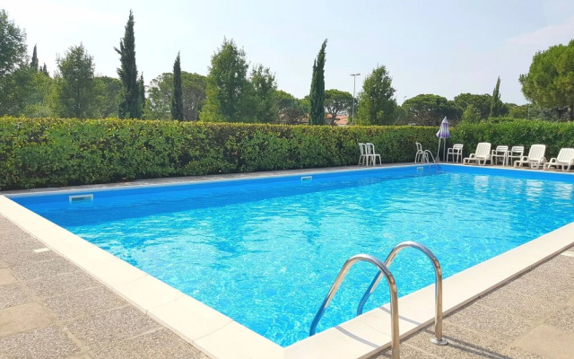 Bright Apartments Sirmione -Sorgente Pool 1
