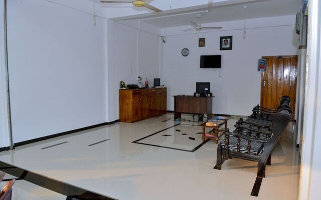 Hotel Aathithan Trincomalee