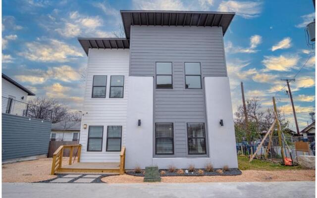 BRAND NEW Stylish 3BR2BA Near Exciting Downtown