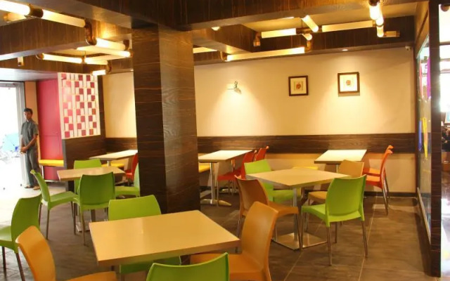 Kells Hotel and Restaurant