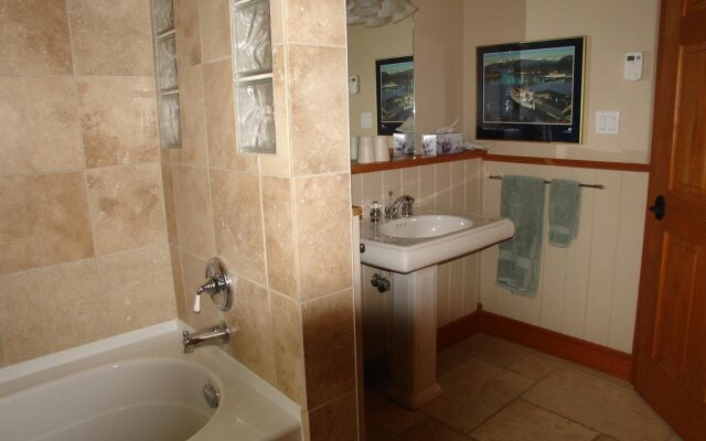 Le Beausoleil Bed and Breakfast