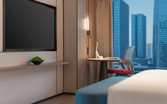 Holiday Inn Express Chongqing Central Park By Ihg
