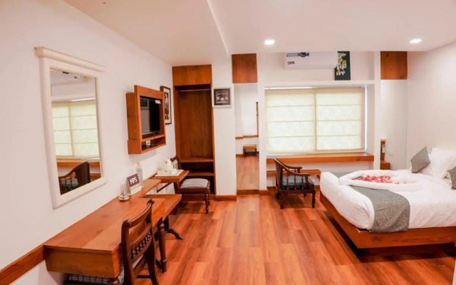 Mps Royal Suites