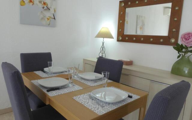 Holidays in cannes - appartement 2P - wifi - clim - parking