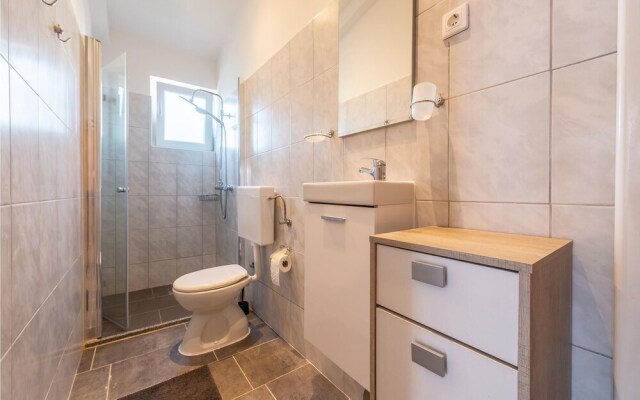 Beautiful Apartment in Vrana With Wifi and 2 Bedrooms