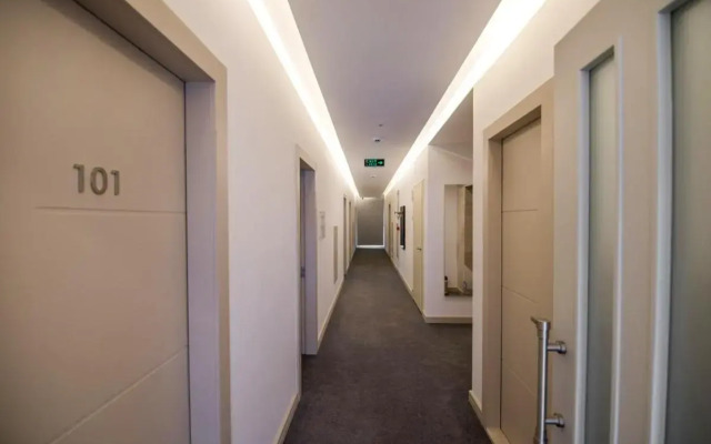 Dovv Hotel