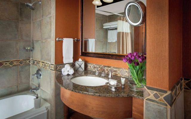 Snake River Lodge - Amenities at Sister Property