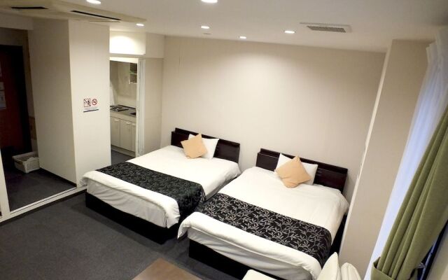 Hotel & Condominium airBest