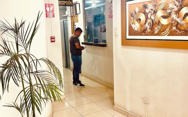 Hospedaje Napoles Trujillo
