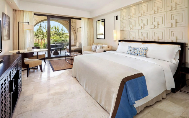 The Romanos, a Luxury Collection Resort