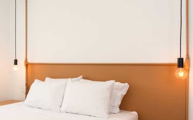 w Spectacular 1BR With Terrace at Poblado