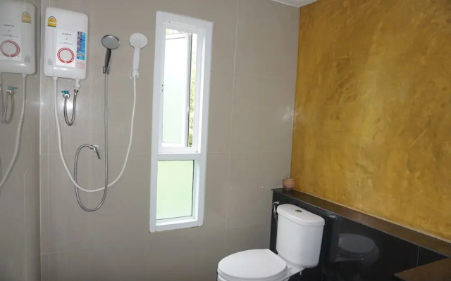 Rommai Plai Tawan Trang