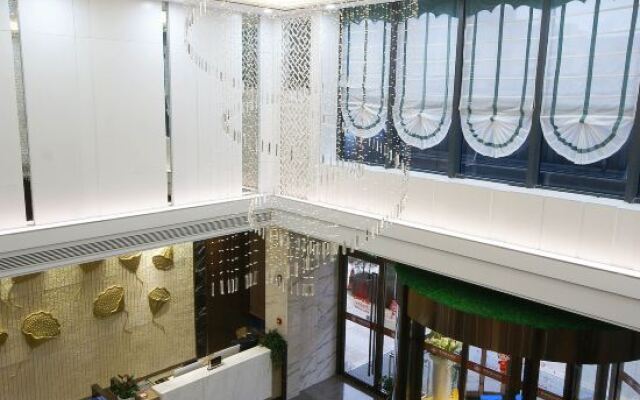 Manju Hotel (Zhujiajian Wharf, Putuo Airport)