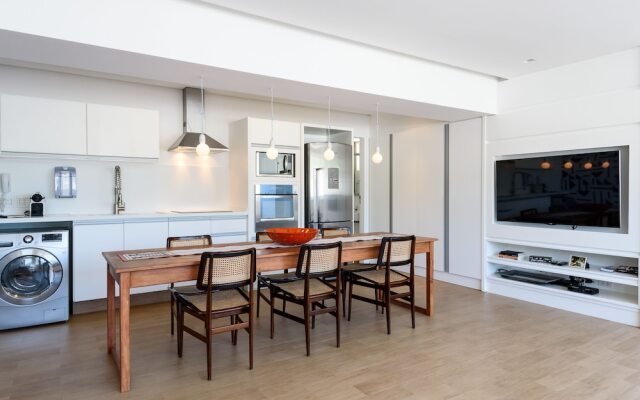 All in Rio Estilo Carioca