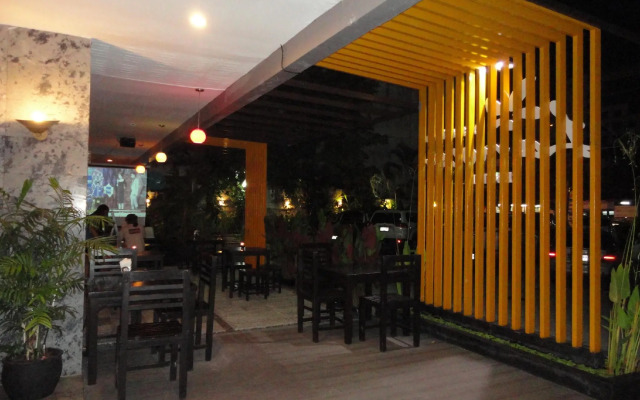 Lamoon Resotel