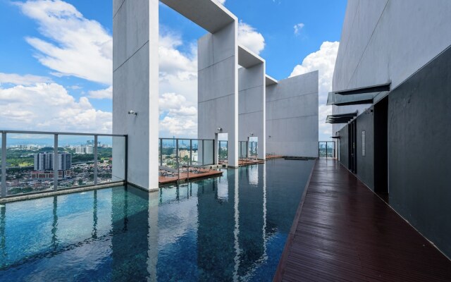 4Pax Studio with Magnificent View PJ SS2