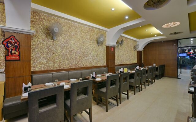 OYO 1721 Hotel Crown Royale