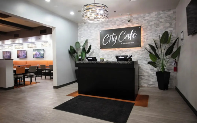 Silver Sevens Hotel & Casino