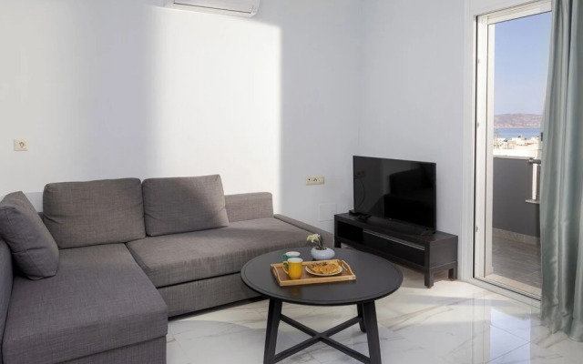 Boutique Seaview Apt near City Center