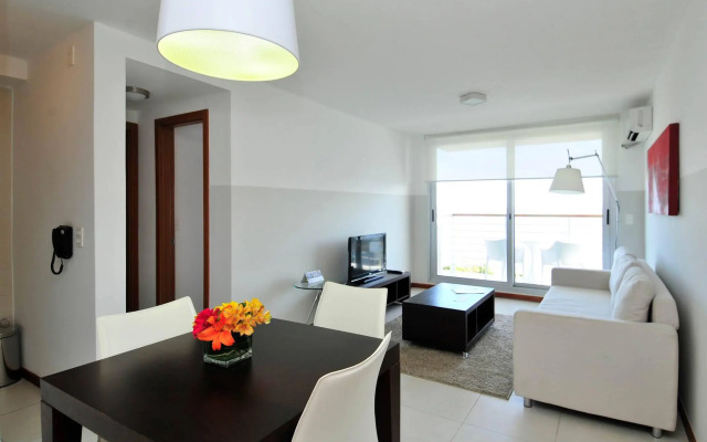 Real Colonia Hotel & Suites