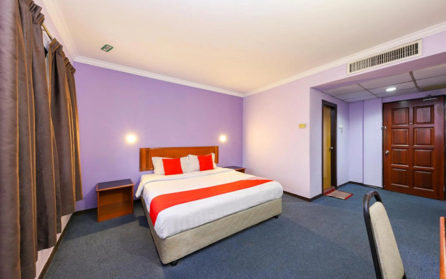 Super OYO 473 Comfort Hotel 2