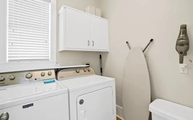 Beach House - Lazy Lagoon by PHG