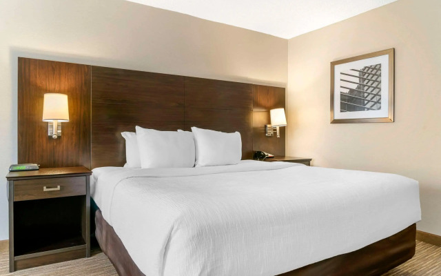 Quality Inn & Suites