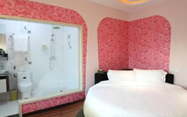 5CM Holiday Hotel