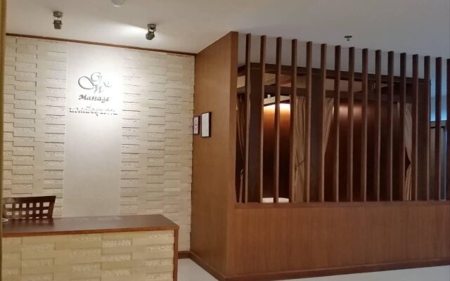 Green World Palace Hotel