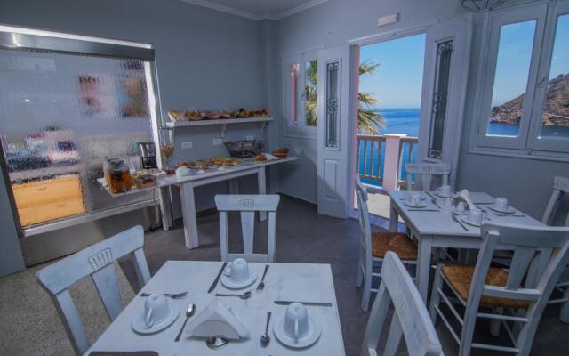 Niriides Hotel & Apartments