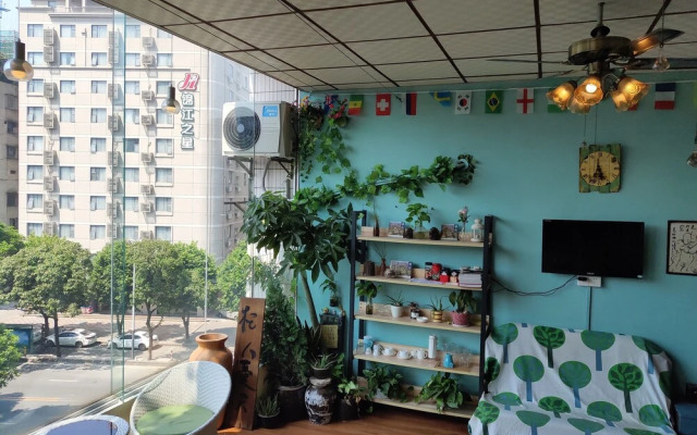 Foshan school age Youth Hostel