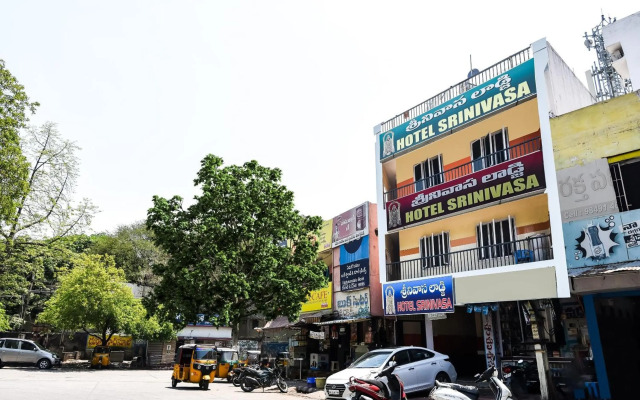 OYO 36583 Hotel Srinivasa Residency
