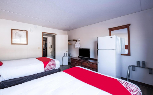 OYO Hotel Windmill Branson