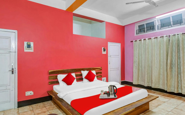 OYO Flagship 70293 Bobs Mansion