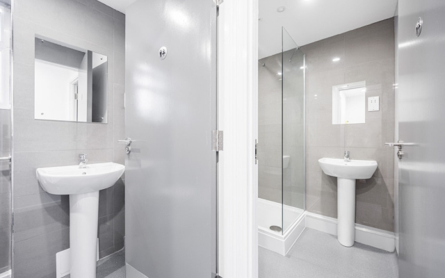 Vibrant Rooms NOTTINGHAM - SK