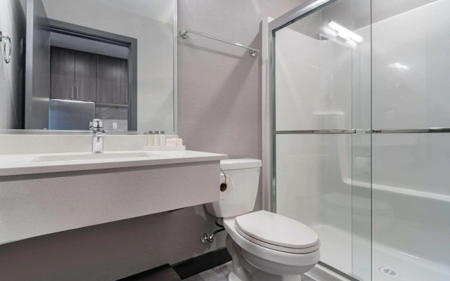 The Hue Hotel, Ascend Hotel Collection