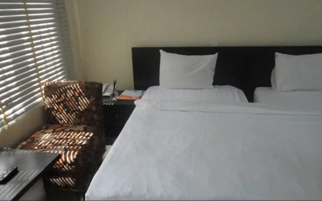 Mitros Residences