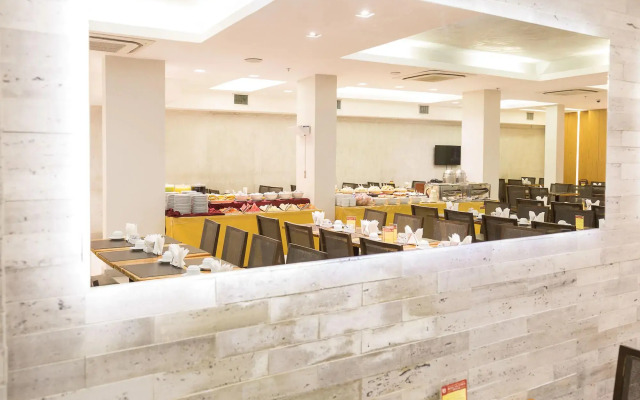 Hotel Atlântico Travel