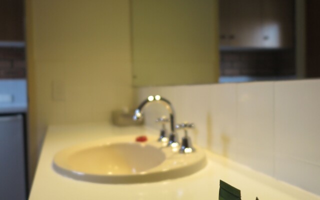 Summerhill Motor Inn