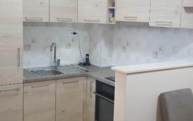 Nikolina Apartments